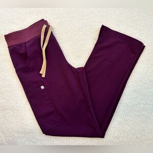 FIGS Kade Cargo Scrub Pants size small/tall